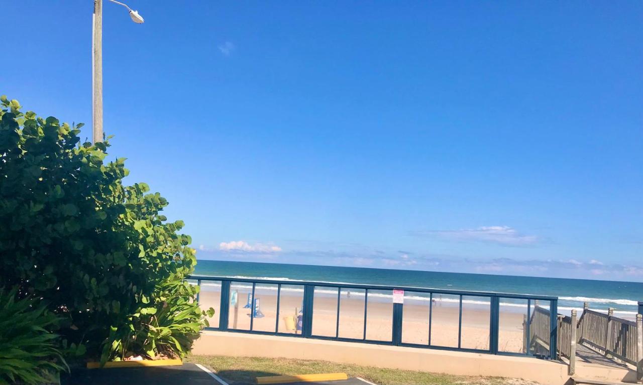 Ocean Waves - Ocean Front At Symphony Beach Club! ออร์มอนด์บีช ภายนอก รูปภาพ